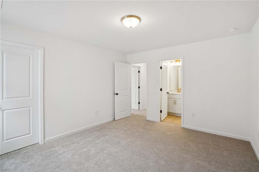 Spacious, unfurnished interior of a new home in Arbors at Richland Creek, Buford (Image 22).