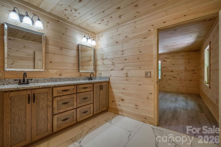 Furnished interior view inside a new home in , Valdese (Image 9).