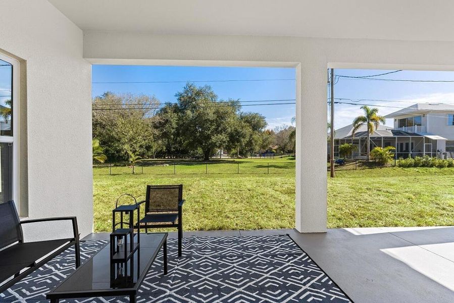 8846-97th-Ct-HigMedia-043-1280