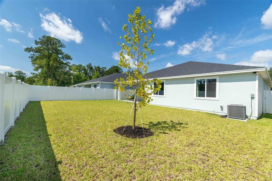 Exterior details and patio area of a home in Azalea Creek, Jacksonville (Image 27). Exterior details and patio area of a home in Azalea Creek, Jacksonville (Image 27).