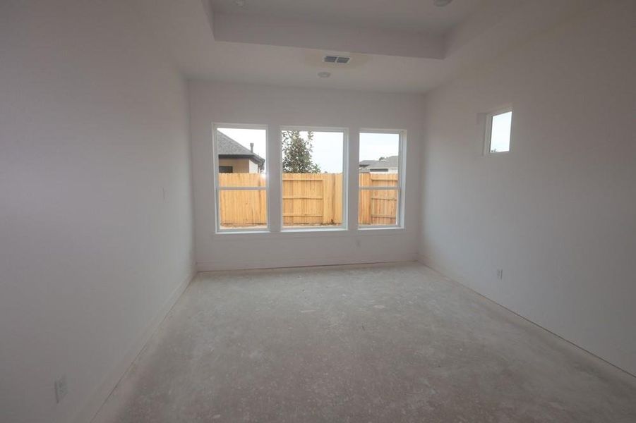 Spacious, unfurnished interior of a new home in ARTAVIA 50' Homesites, Conroe (Image 30).