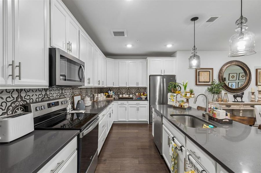 Furnished interior view inside a new home in Gatherings® at Twin Creeks, Allen (Image 19).