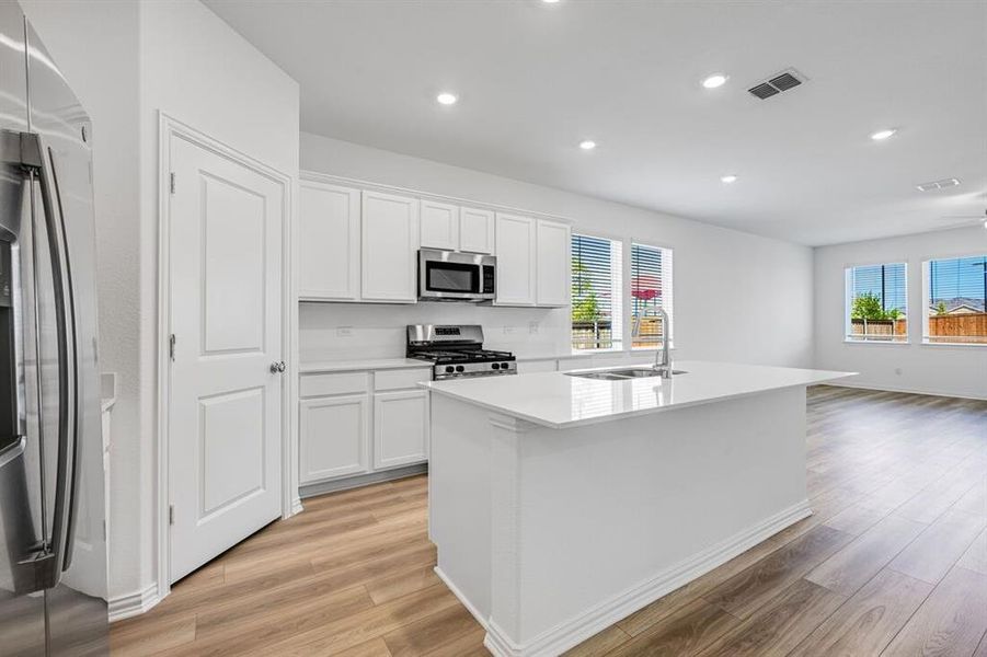Furnished interior view inside a new home in River Ridge, Crandall (Image 7). Furnished interior view inside a new home in River Ridge, Crandall (Image 7).