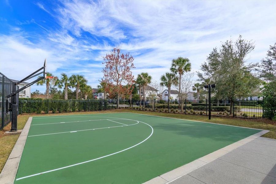 Community amenities in , Orlando (Image 16).