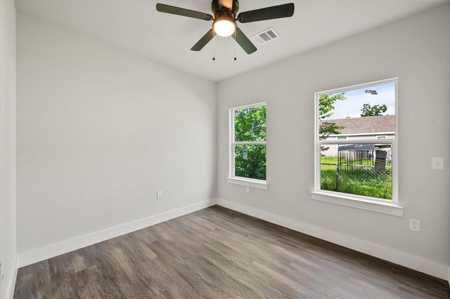 Spacious, unfurnished interior of a new home in , Corsicana (Image 17). Spacious, unfurnished interior of a new home in , Corsicana (Image 17).