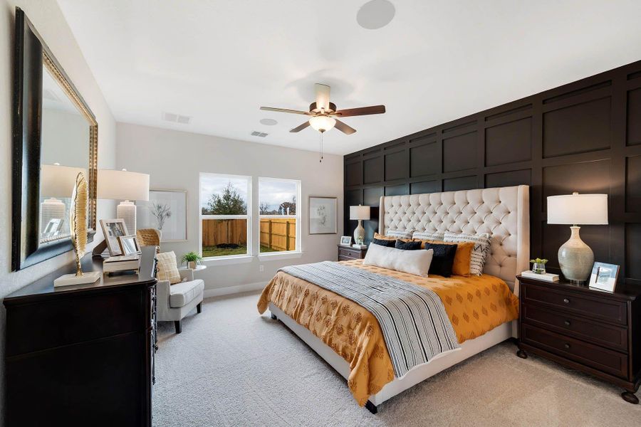 Furnished interior view inside a new home in Steed Landing, Texas City (Image 12).