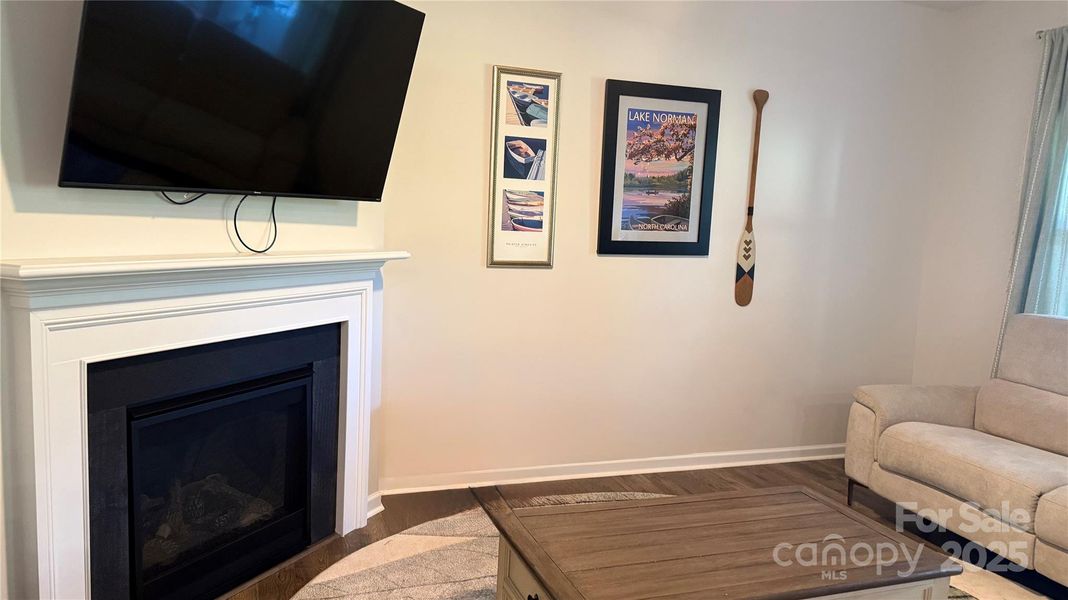 Furnished interior view inside a new home in , Lyman (Image 14).