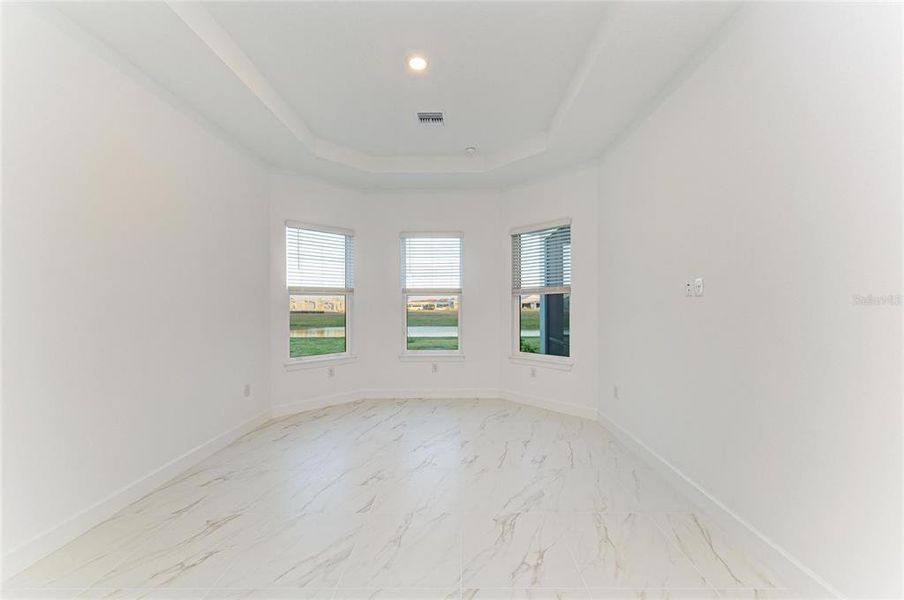 Spacious, unfurnished interior of a new home in Esplanade at Azario Lakewood Ranch, Lakewood Ranch (Image 51). Spacious, unfurnished interior of a new home in Esplanade at Azario Lakewood Ranch, Lakewood Ranch (Image 51).