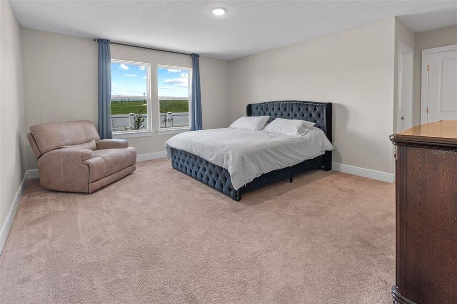 Furnished interior view inside a new home in , Montverde (Image 11).