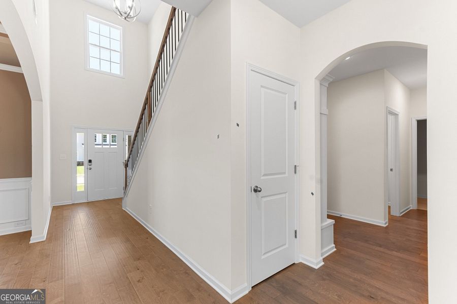 Spacious, unfurnished interior of a new home in Juliette Crossing, Forsyth (Image 85).