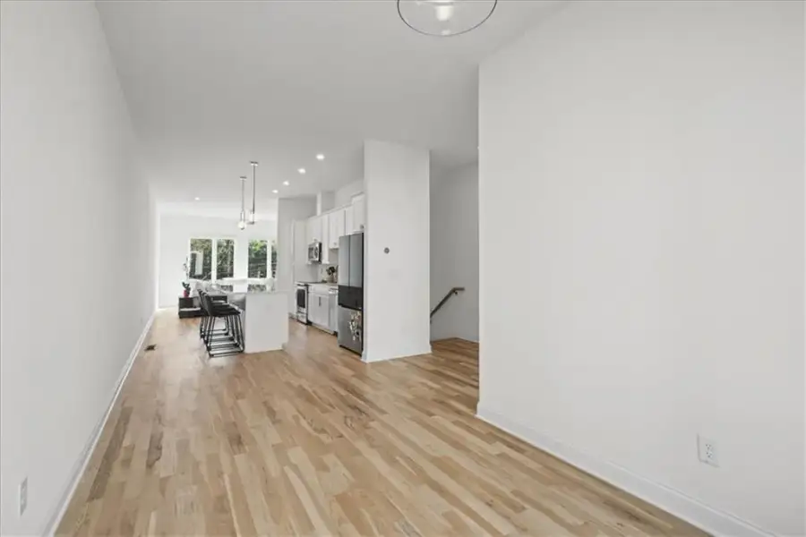 Spacious, unfurnished interior of a new home in Madison Park, Atlanta (Image 29).