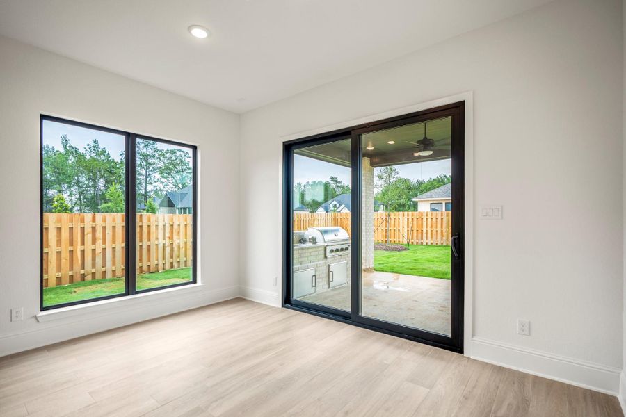 Spacious, unfurnished interior of a new home in Colton, Montgomery (Image 26).