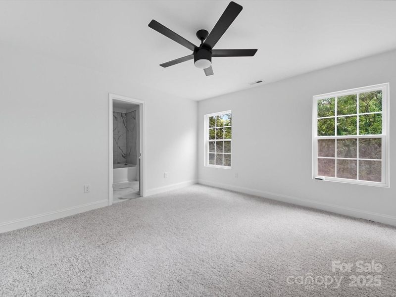 Spacious, unfurnished interior of a new home in , Rock Hill (Image 14).