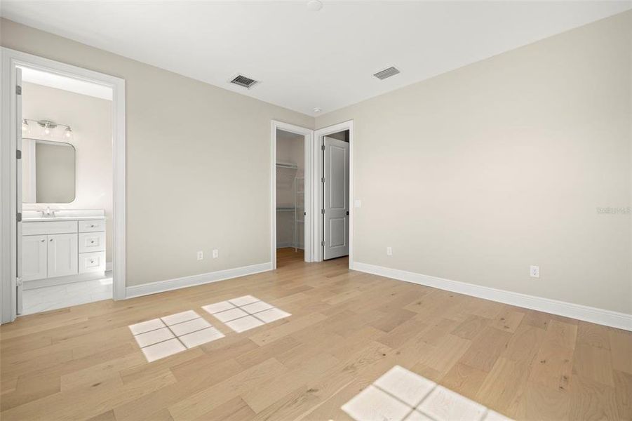 Spacious, unfurnished interior of a new home in , Tampa (Image 22). Spacious, unfurnished interior of a new home in , Tampa (Image 22).