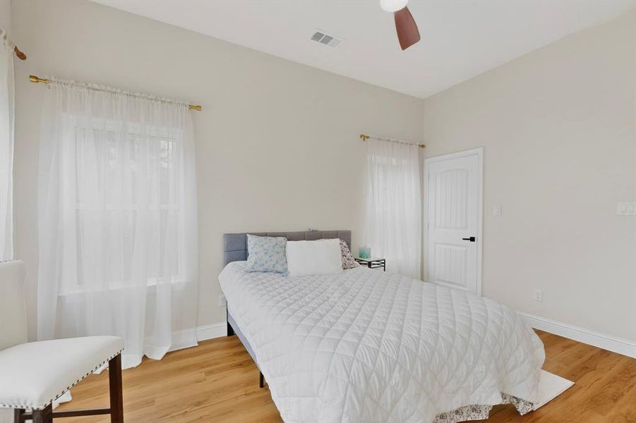 Furnished interior view inside a new home in , Granbury (Image 16).