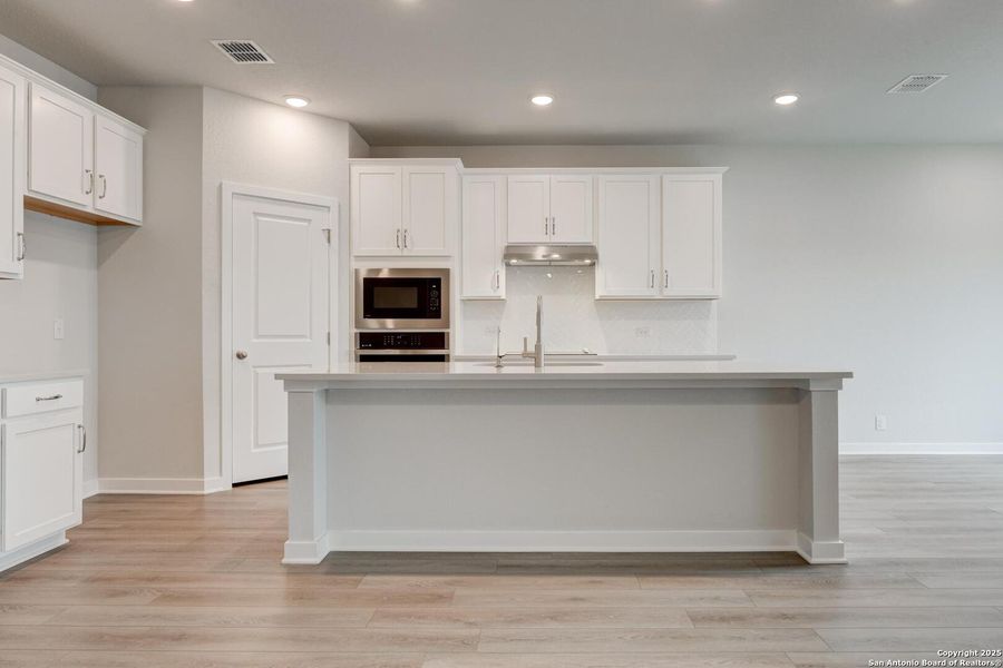 Furnished interior view inside a new home in Saddlebrook Ranch, Schertz (Image 8).
