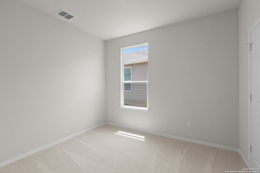 Spacious, unfurnished interior of a new home in Lily Springs, Seguin (Image 22).