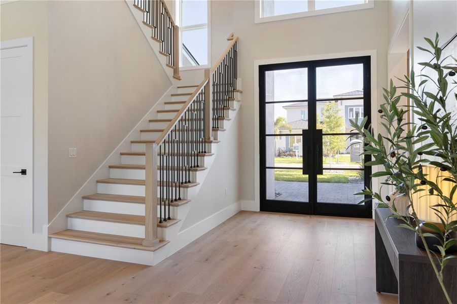 Spacious, unfurnished interior of a new home in Lake Sheen Sound, Orlando (Image 18).