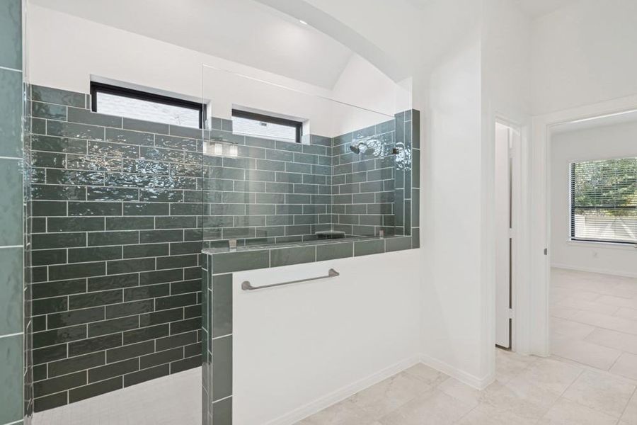 Carnegie Highlands Owner's Shower(Photo shown is from acompleted home with the same floorplan and similar design selections. Actual design selections may very slightly) Carnegie Highlands Owner's Shower(Photo shown is from acompleted home with the same floorplan and similar design selections. Actual design selections may very slightly)