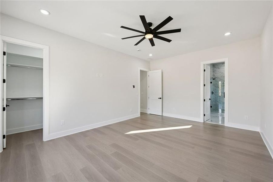 Spacious, unfurnished interior of a new home in , Auburn (Image 55).