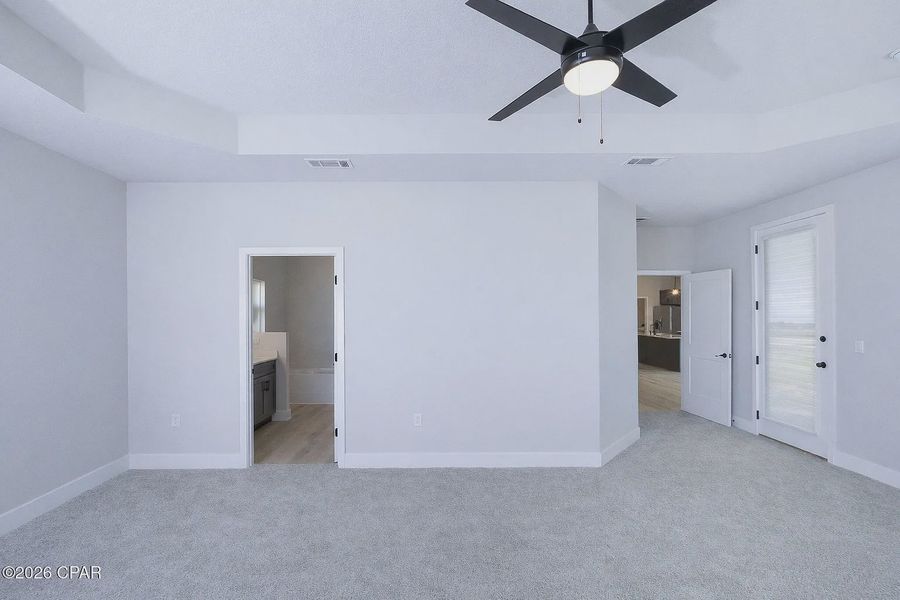 Spacious, unfurnished interior of a new home in Parkbrook, Panama City (Image 8).
