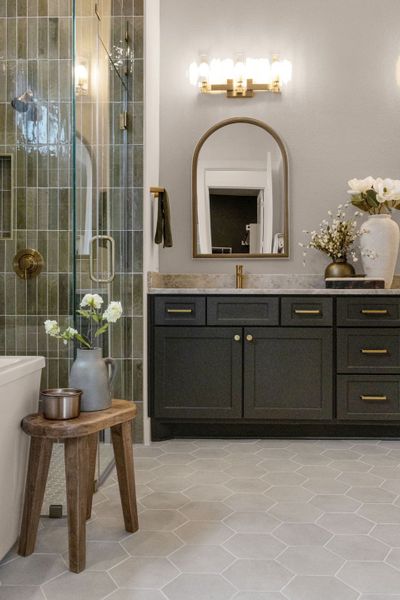 Representative furnished interior of a home built from the Renown by Del Webb in Del Webb Austin at Lost Pines, Bastrop (Image 17). Representative furnished interior of a home built from the Renown by Del Webb in Del Webb Austin at Lost Pines, Bastrop (Image 17).