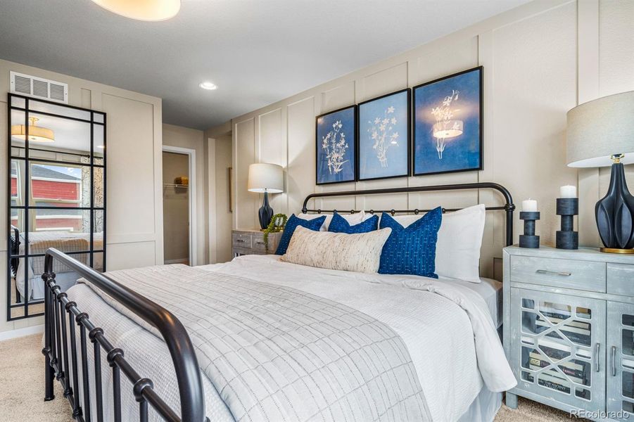 Photos are of the model home and represent the actual home currently under construction. Photos are of the model home and represent the actual home currently under construction.