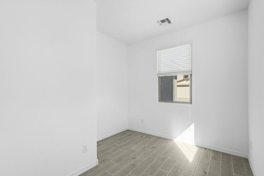 Spacious, unfurnished interior of a new home in Artisan at Asante, Surprise (Image 21). Spacious, unfurnished interior of a new home in Artisan at Asante, Surprise (Image 21).