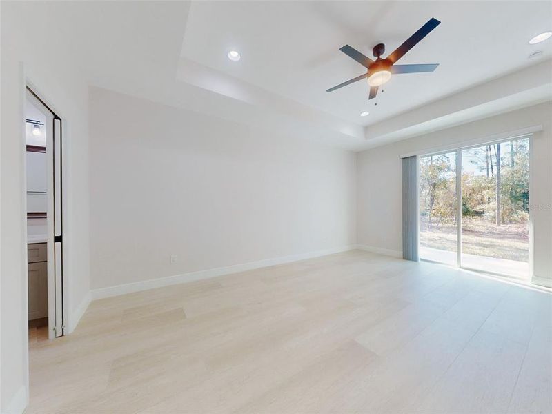 Spacious, unfurnished interior of a new home in , Ocala (Image 45).