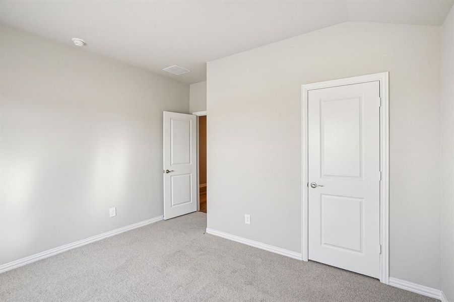 Photo is not of the actual home, but is an inspirational photo of builder’s model home and may depict options, furnishings, and/or decorator features that are not included. Photo is not of the actual home, but is an inspirational photo of builder’s model home and may depict options, furnishings, and/or decorator features that are not included.