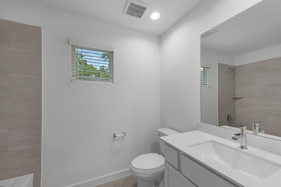 Furnished interior view inside a new home in Cypresswood Landing, Humble (Image 7).