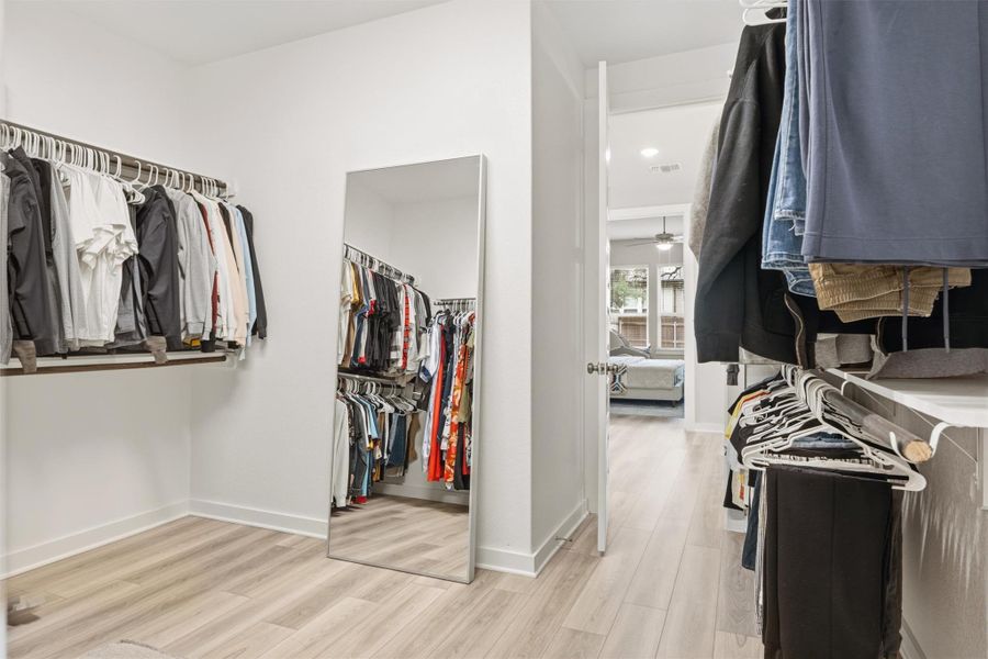 Furnished interior view inside a new home in , Georgetown (Image 30).