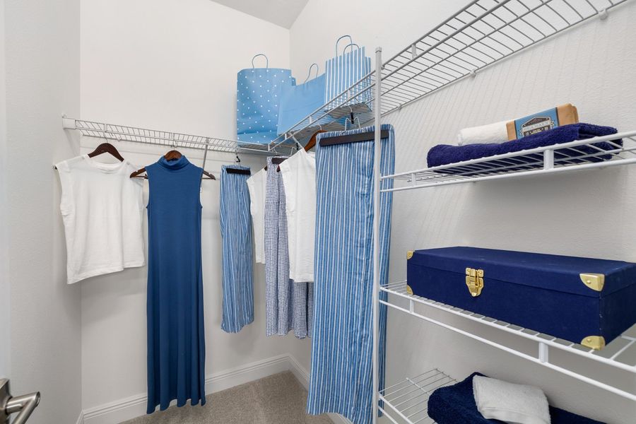 Representative furnished interior of a home built from the Liberty 4 by Neal Communities in Palmera, Venice (Image 20).