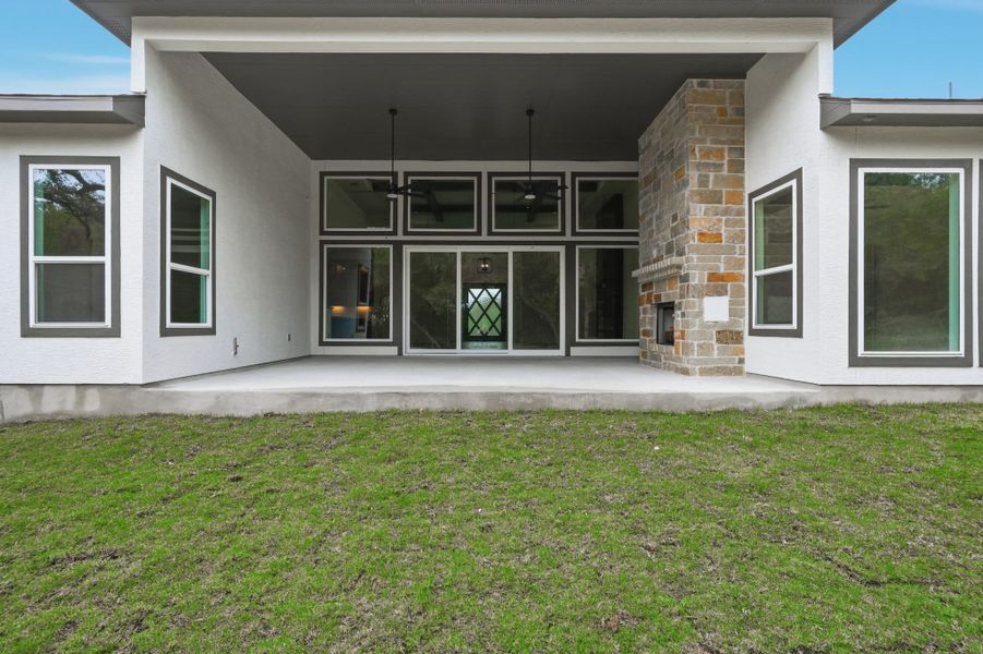 Representative exterior details of a home built from the Grant by Chesmar Homes in Heimer Estates at Garden Ridge, San Antonio (Image 4).