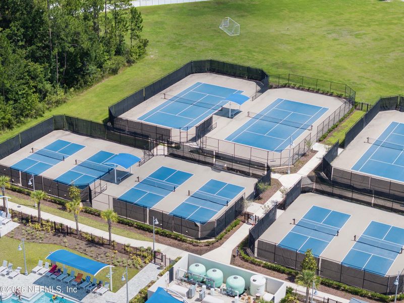 Community amenities in SilverLeaf Village, St. Augustine (Image 21).