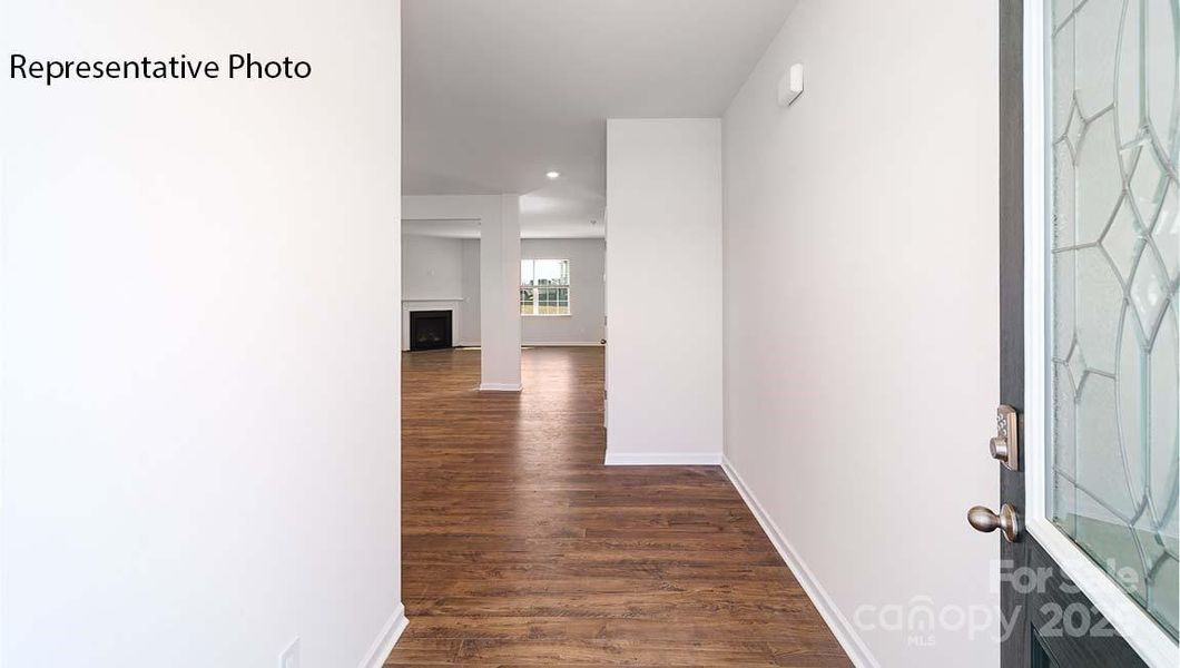 Spacious, unfurnished interior of a new home in Nolen Farm, Gastonia (Image 26).