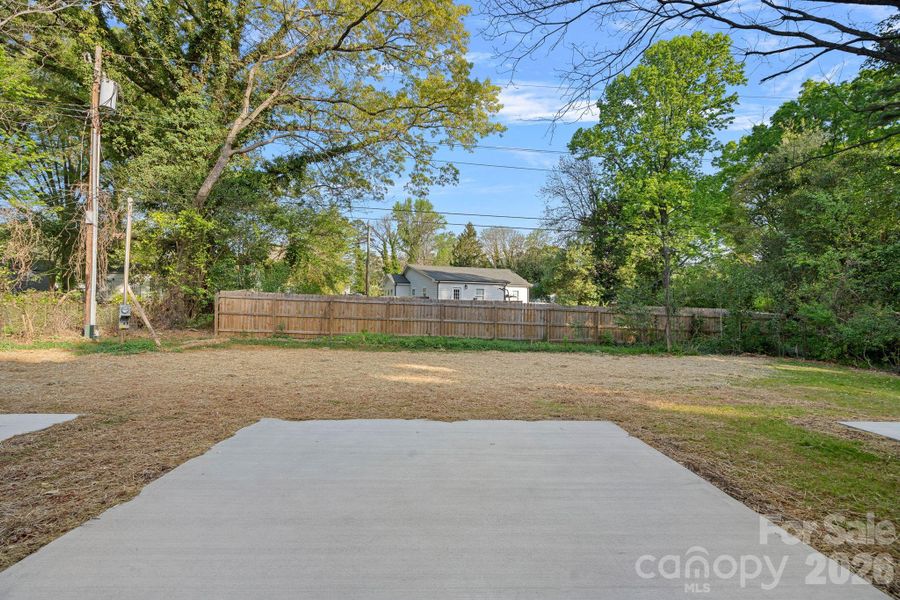 Image 23 of a home in .
