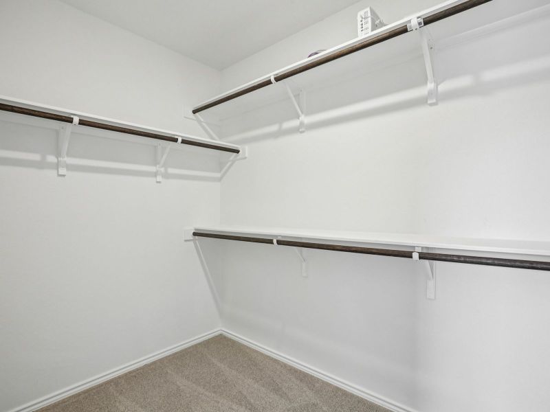 Spacious, unfurnished interior of a new home in Waterstone Village, Kyle (Image 12).