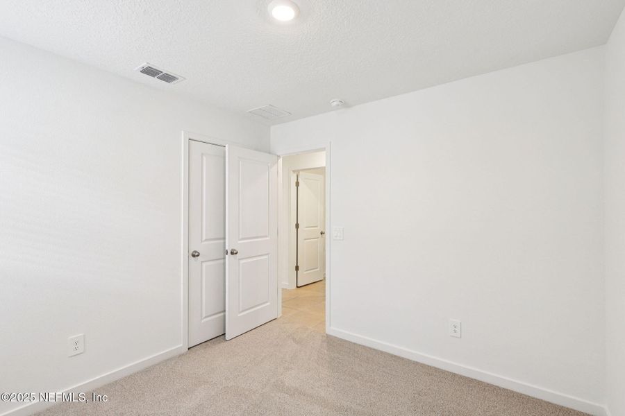 Spacious, unfurnished interior of a new home in Kings Crossing, Jacksonville (Image 13). Spacious, unfurnished interior of a new home in Kings Crossing, Jacksonville (Image 13).