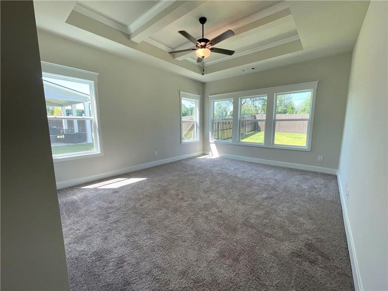 Spacious, unfurnished interior of a new home in Summerlin, Winder (Image 19).