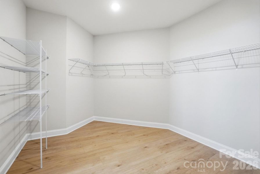 Walk in Closet Walk in Closet