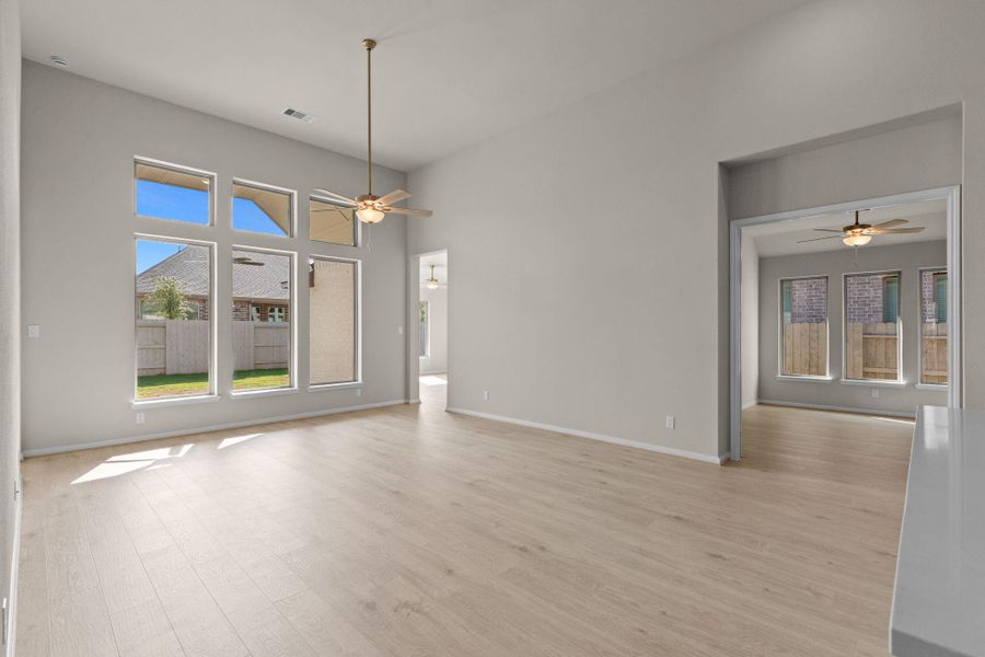 Spacious, unfurnished interior of a new home in Pomona, Manvel (Image 24).