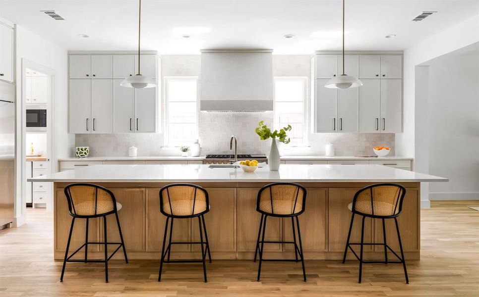 Furnished interior view inside a new home in , Dallas (Image 25). Furnished interior view inside a new home in , Dallas (Image 25).