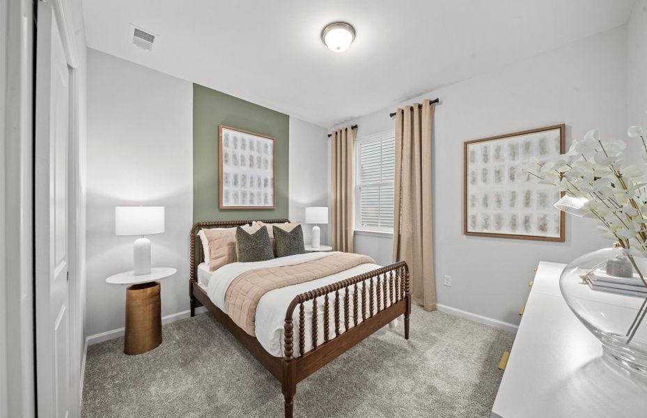 Representative furnished interior of a home built from the Heston by Pulte Homes in Sparrow Creek, Boiling Springs (Image 25).