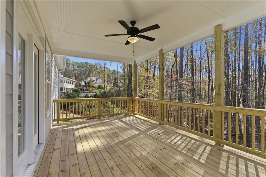 Exterior details and patio area of a home in Ford Landing, Acworth (Image 32).