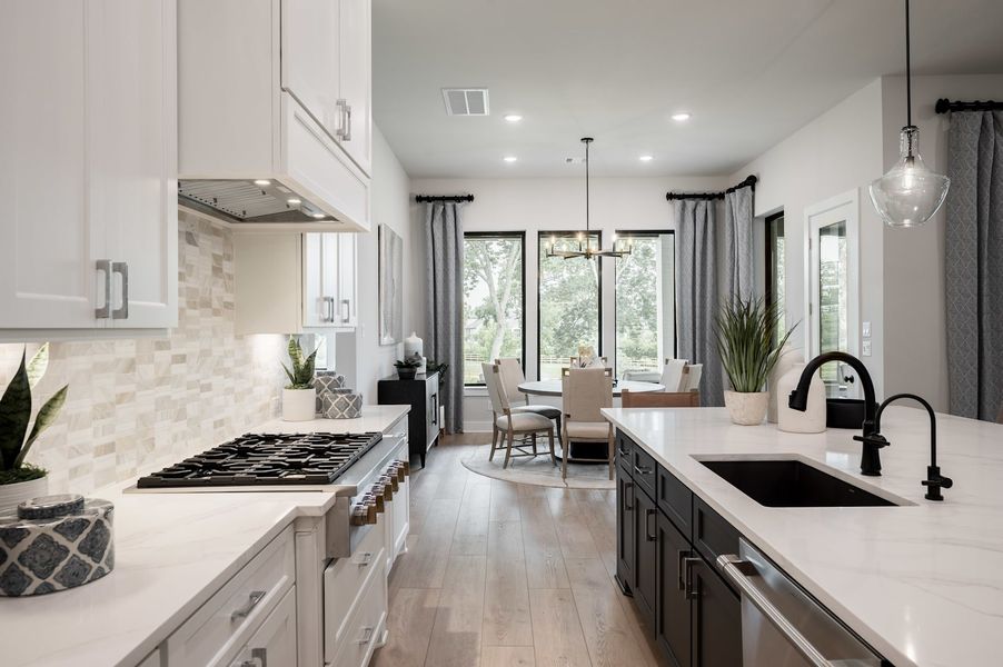 Representative furnished interior of a home built from the Meritage by Tri Pointe Homes in Legacy Grove, Montgomery (Image 64).