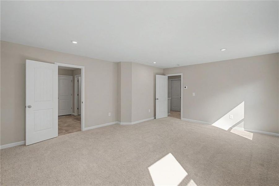 Spacious, unfurnished interior of a new home in Crossvine Estates, Braselton (Image 38).