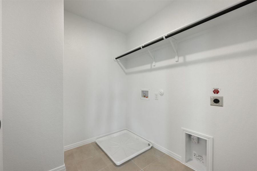 Representative images and renderings are for illustrative purposes. Actual structural options and design finishes of home may vary. Representative images and renderings are for illustrative purposes. Actual structural options and design finishes of home may vary.