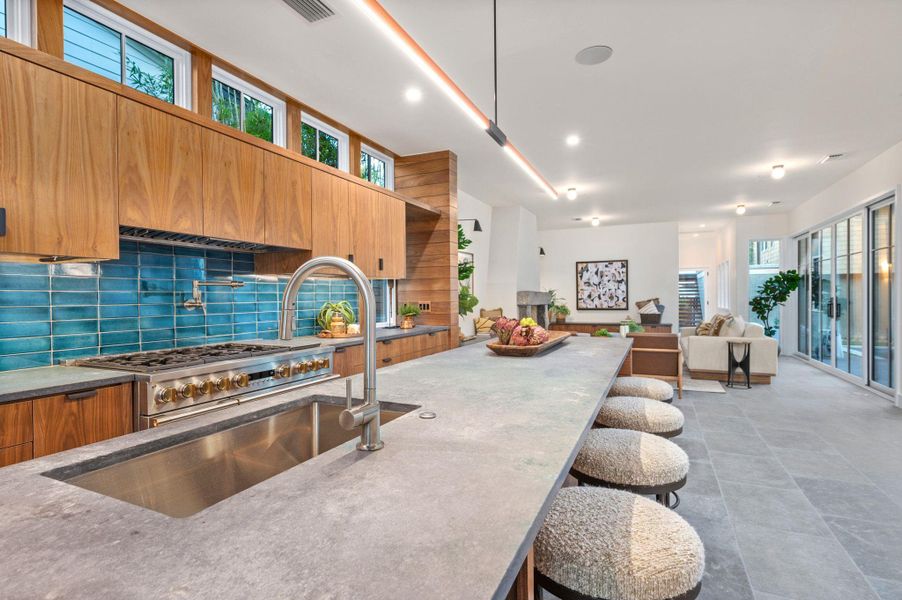 Community amenities in , Austin (Image 32). Community amenities in , Austin (Image 32).