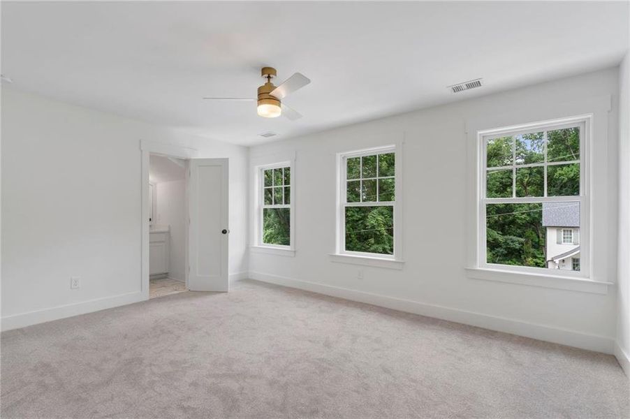 Spacious, unfurnished interior of a new home in , Atlanta (Image 19). Spacious, unfurnished interior of a new home in , Atlanta (Image 19).